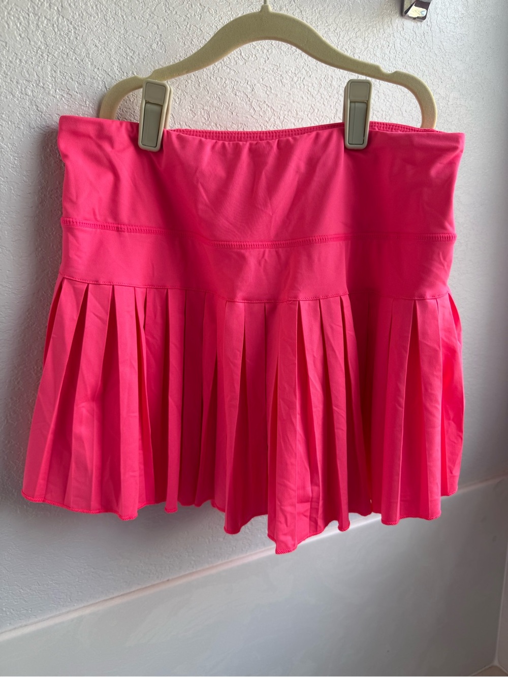 Amazon Women's Hot Pink Pleated Mini Skirt